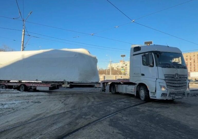 В Самару прибыли два новых современных трамвая «Львенок»