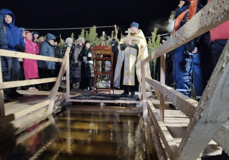 В Самаре на Полевом спуске освятили купель