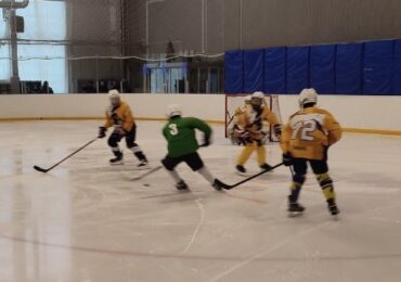 В Самаре прошел хоккейный турнир «Золотая шайба»