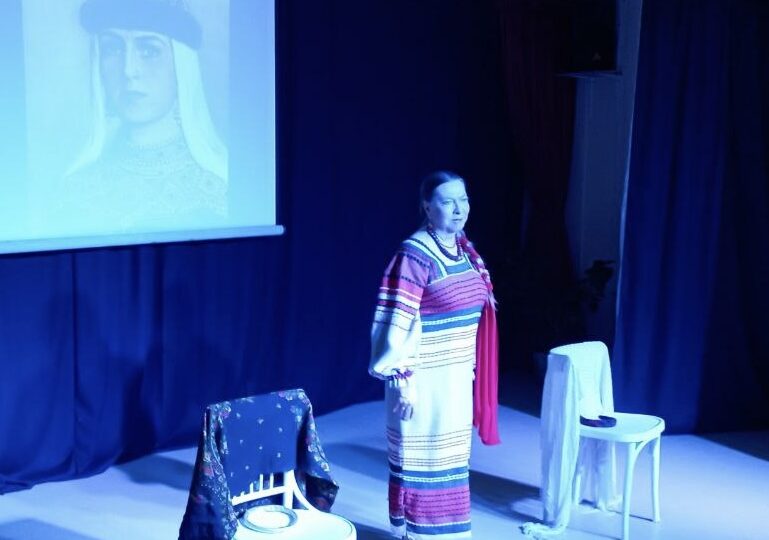 В Самаре представили моноспектакль «Княгиня Ольга»