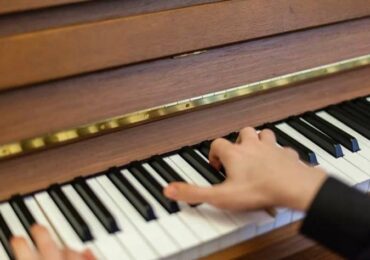 В Самаре пять детских школ искусств получат новые музыкальные инструменты