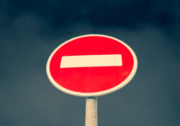 В Самарской области грузовикам запретили проезжать по мосту через реку Сок на два года