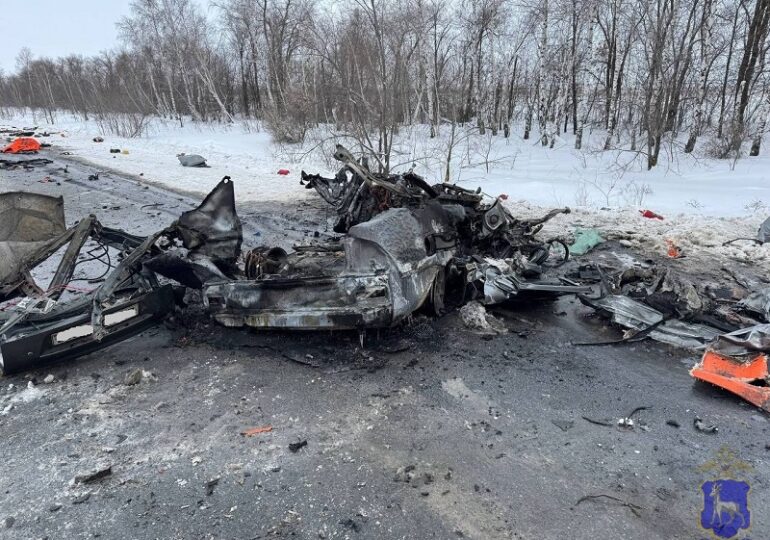 В Самарской области произошло смертельное ДТП с легковушкой и большегрузом