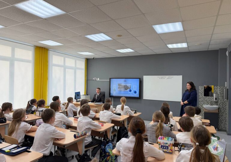 В самарской школе №41 прошел необычный «Урок цифры»