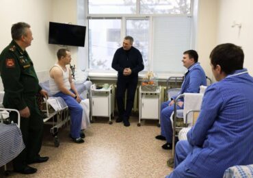 Глава Самары Иван Носков посетил военный госпиталь