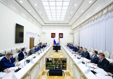 Вячеслав Федорищев провел заседание антитеррористической комиссии по вопросам безопасности образовательных учреждений