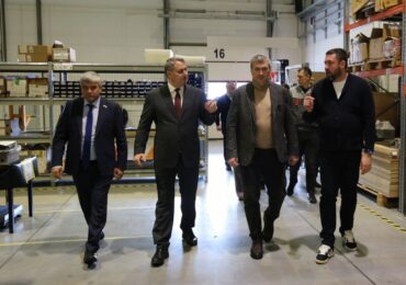 Иван Носков посетил центр серийного производства СамГМУ