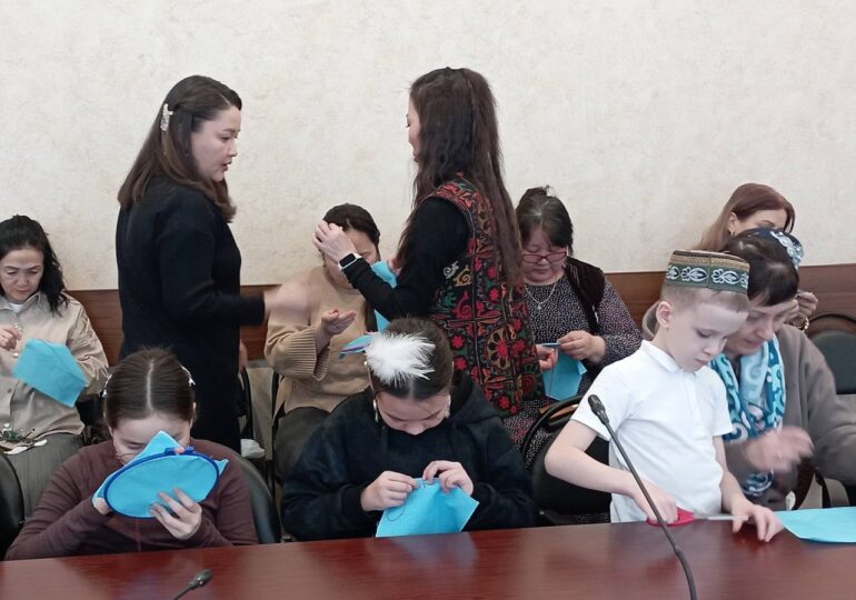 В Самаре дети изготовили талисманы удачи для российских военных