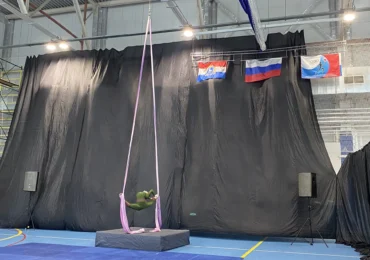 В Самаре стартовало первенство по воздушной гимнастике