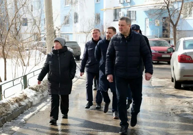 Иван Носков посетил с объездом Железнодорожный район