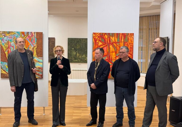 В Самаре открыли выставку «Картина мира»