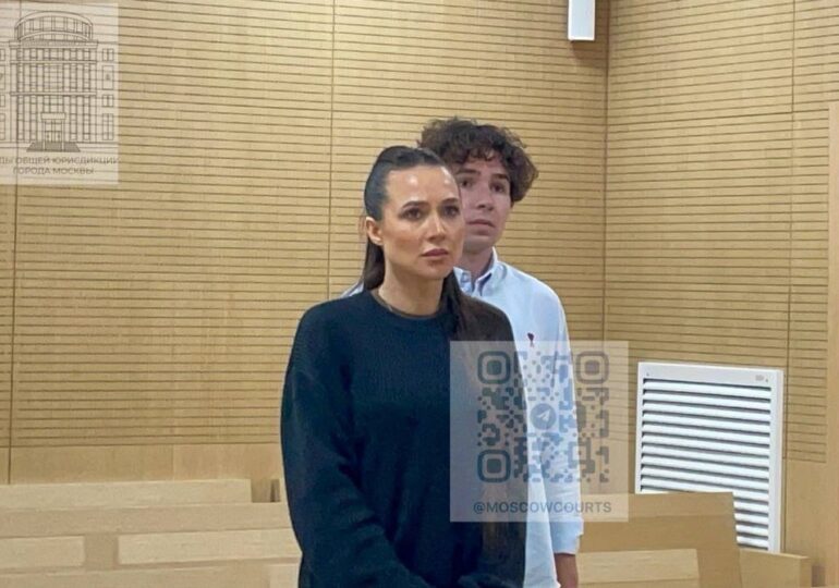 Уроженка Тольятти Лерчек полностью погасила долг в 176 млн руб.