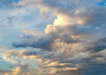 В Самарской области 24 апреля прогнозируют усиление ветра и грозу