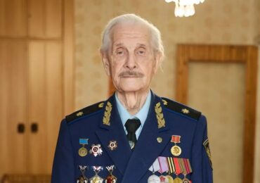 Глава Самары Иван Носков поздравил с 95-летием Джемса Федоровича Чибисова
