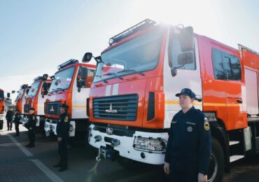 Пожарным Самарской области передали 20 специализированных автомобилей