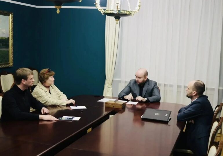 Вячеслав Федорищев предложил Ирине Петшик занять должность замсекретаря реготделения партии «Единая Россия»