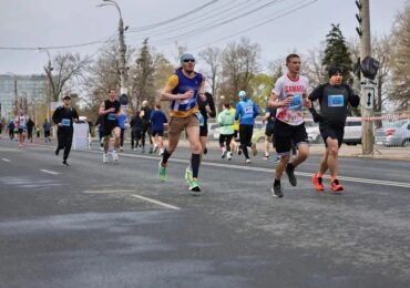 В Самаре более 4,5 тыс. человек приняли участие в Космическом полумарафоне