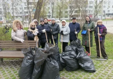 Общественная палата Самары провела субботник на бульваре Золотарева