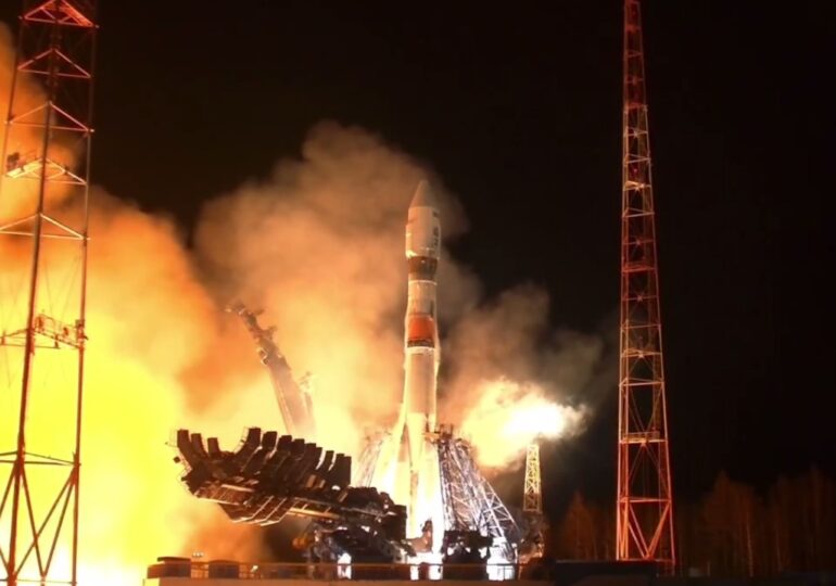 Самарскую ракету-носитель «Союз-2.1б» успешно запустили с космодрома Плесецк