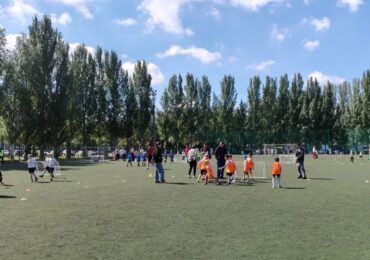 Самарский фестиваль футбола проходит в парке Гагарина