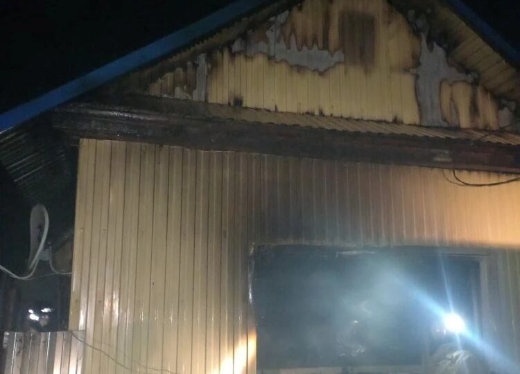 В Самарской области при пожаре погибли два человека