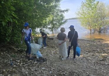 В Самаре состоялась экологическая акция «День Волги»