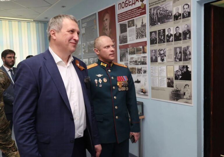 Глава Самары Иван Носков посетил музей школы №174