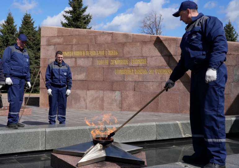 В Самаре на площади Славы провели техобслуживание Вечного огня
