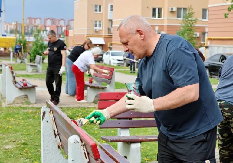 Жители всех районов Самары присоединились к общегородскому субботнику