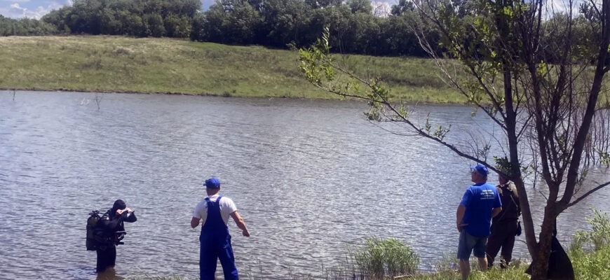 В Самарской области водолазы нашли тело утонувшего мужчины