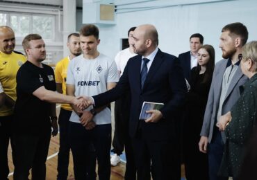 Вячеслав Федорищев посетил команду Клявлинской футбольной лиги