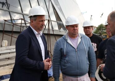 Иван Носков проверил ход строительства нового корпуса центра «Самара Космическая»