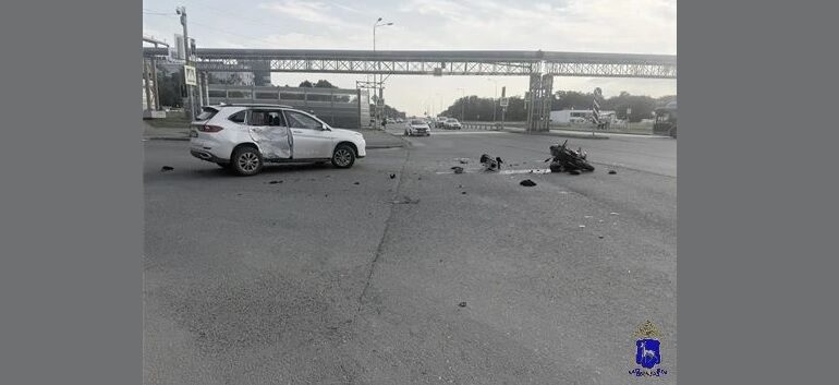 В Самаре в ДТП пострадал мотоциклист и его пассажир