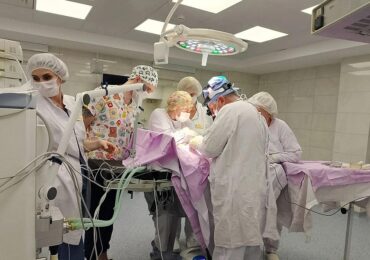 Самарские врачи удалили новорожденной девочке опухоль весом около 2 кг