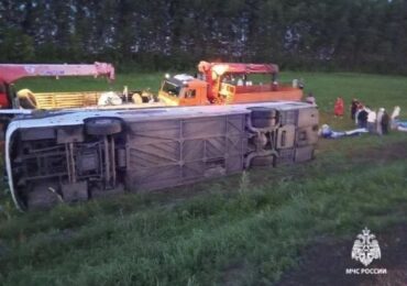 В Татарстане перевернулся пассажирский автобус Самара — Набережные Челны