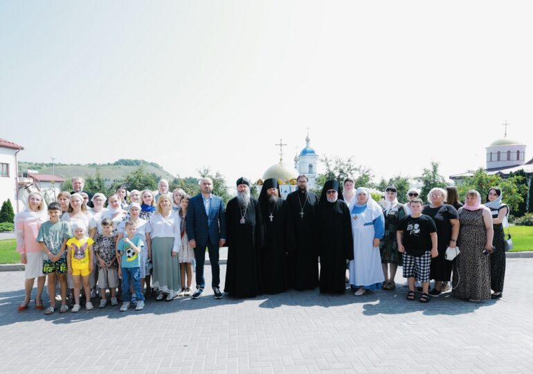 Вячеслав Федорищев посетил духовно-просветительский центр для семей участников СВО
