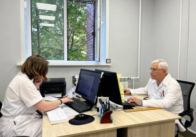 В России усовершенствуют выездную работу врачей в детских поликлиниках