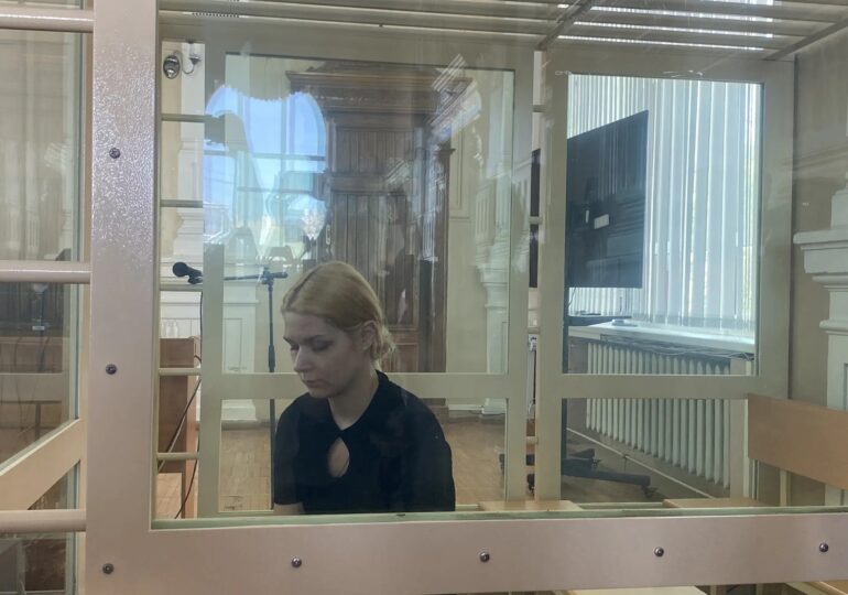 Муж Екатерины Тарховой не дает ей общаться с сыном