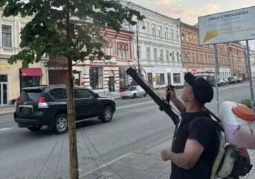В Самаре обрабатывают липы от паутинного клеща