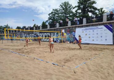 В Самаре проводят Чемпионат ПФО по волейболу