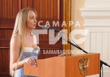 Екатерина Тархова выручила после продажи бабушкиной иномарки полтора млн руб.