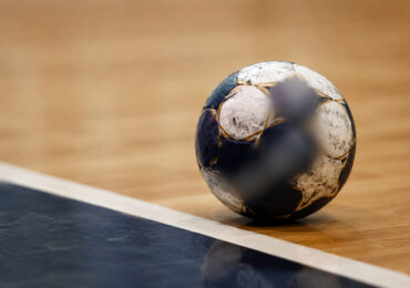 Сборные России по гандболу допустили к участию в Международных турнирах в флагом