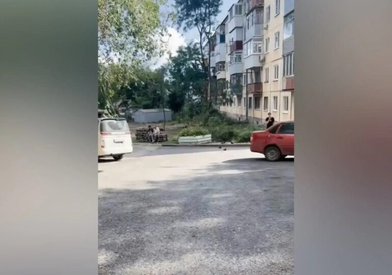 В Самаре завершают ремонт двора на Партизанской