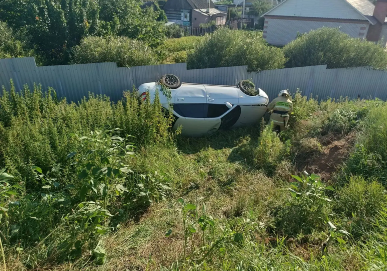 В Волжском районе в ДТП столкнулись два автомобиля