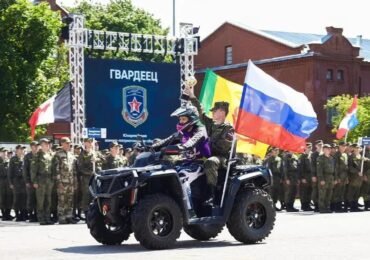 Самарские школьники участвуют в военно-патриотических сборах ПФО «Гвардеец»