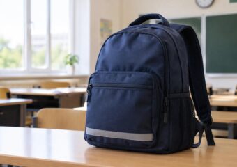 Самарцам назвали опасный для осанки вес школьного рюкзака
