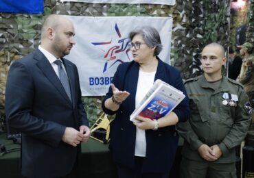 В Самаре проводят фестиваль творчества участников СВО «Ленточка доблести»