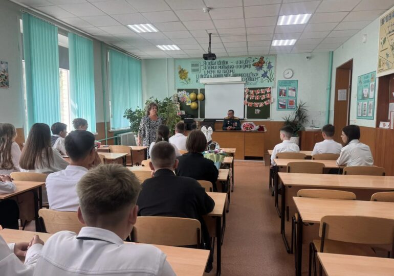 Самарская школа №163 присоединилась к Всероссийской акции «Быть рядом»