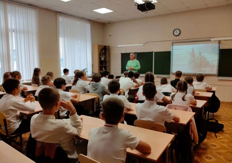 В самарской школе №63 провели киноурок