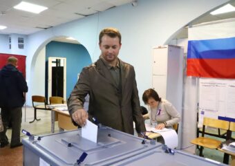 Представители ТОСов и главы районов Самары голосуют на выборах